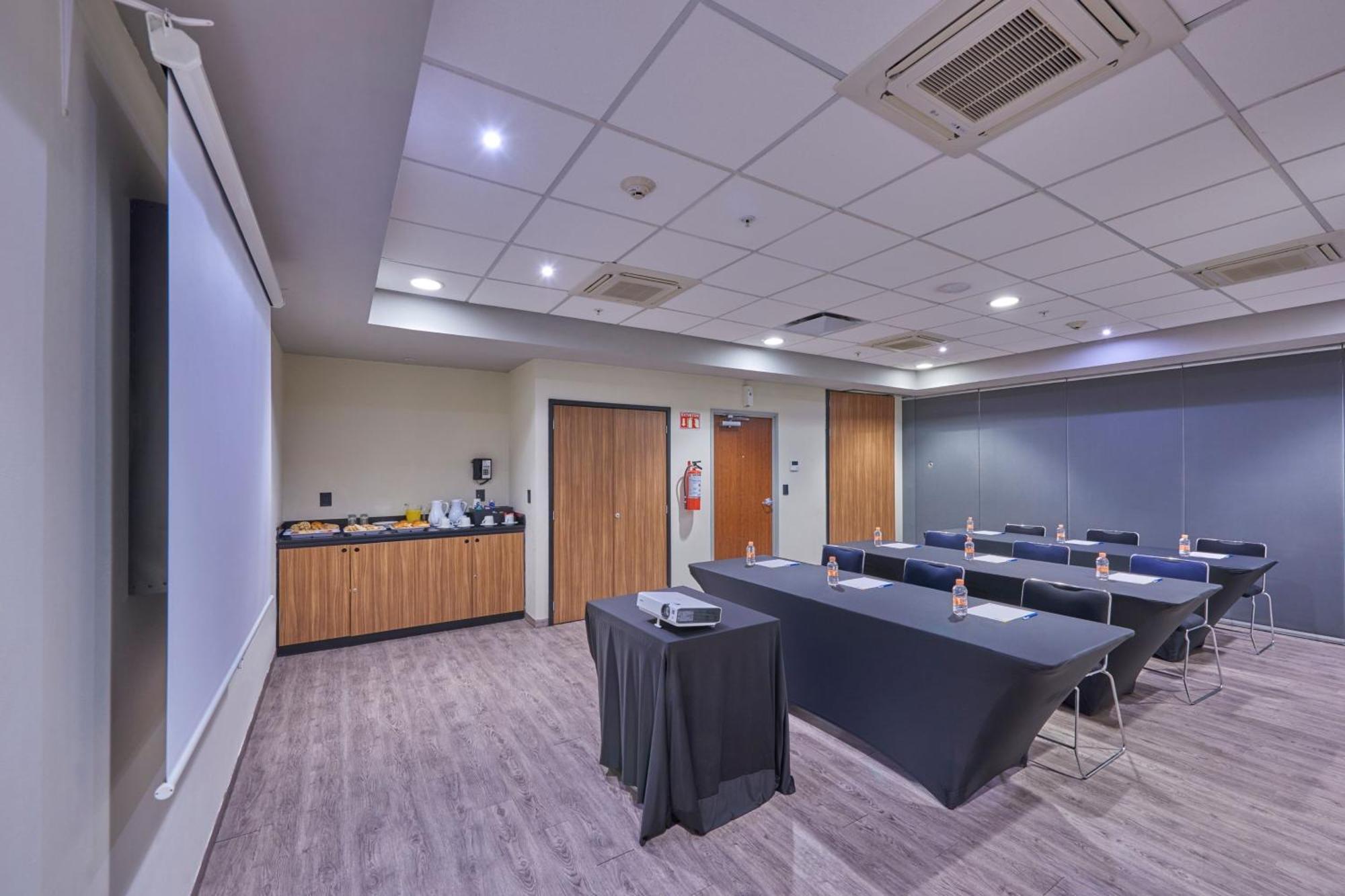 City Express By Marriott Tepic Extérieur photo